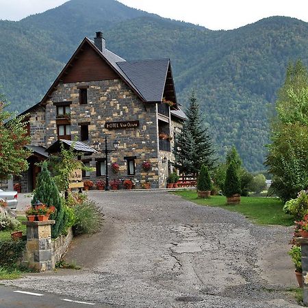 Hotel Vina Olivan Sarvisé الغرفة الصورة